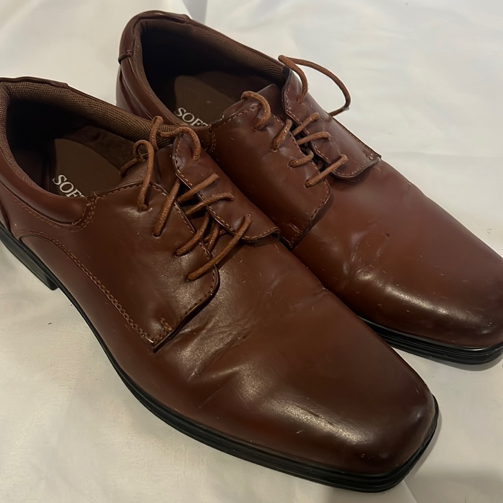 Soft stags mens dress shoes. Size 10 wide